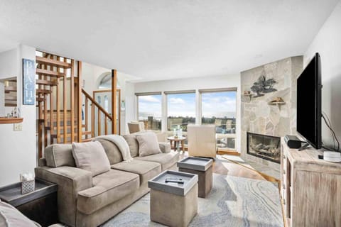 Sea Star Villa House in Devils Lake