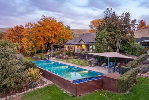 Garden view, Pool view