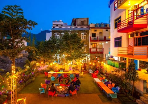 Property building, Evening entertainment, Garden view