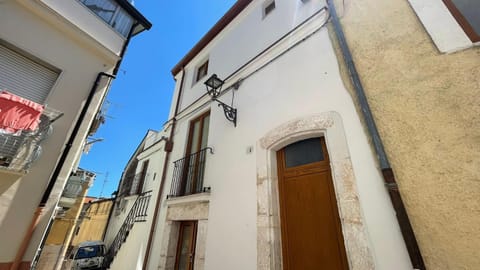 IL VICOLO B&B presso LU BUCHE' Bed and Breakfast in San Giovanni Rotondo