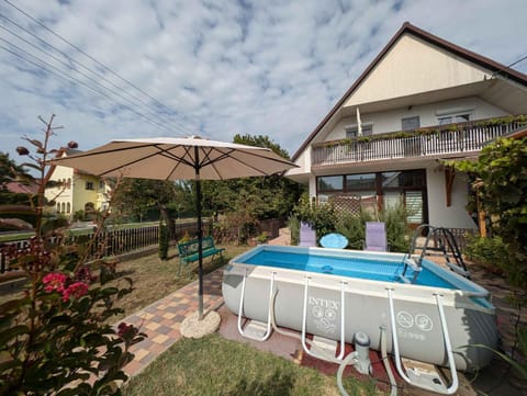 Summer, Swimming pool