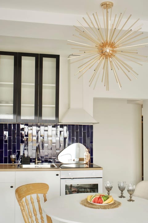 Kitchen or kitchenette, Dining area, stove, kitchen