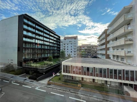 Studio moderne et lumineux, proche Tete d Or, Lyon Apartment in Lyon