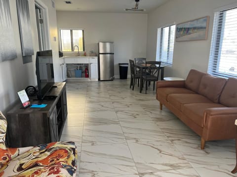 Kitchen or kitchenette, Living room, Seating area, stove