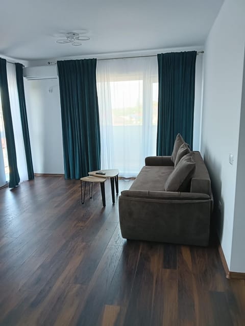 Charlye Apartament Apartment in Craiova