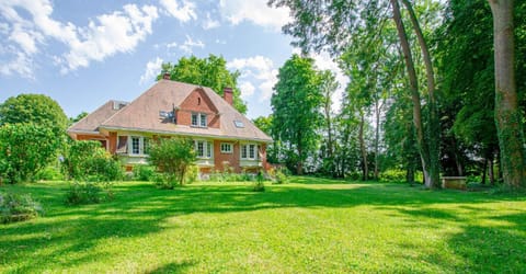 La demeure du lac d'orient House in Bourgogne-Franche-Comté
