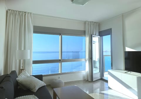 TV and multimedia, Balcony/Terrace, Living room, Seating area, Sea view