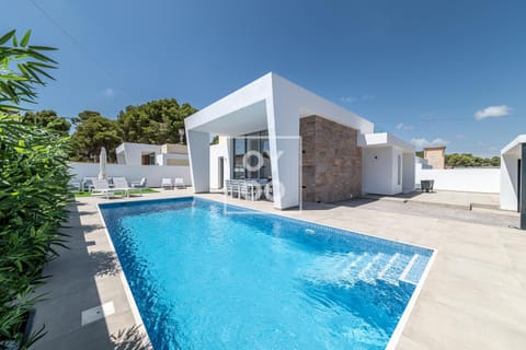 Property building, Garden, Balcony/Terrace, Garden view, Pool view, Swimming pool, sunbed