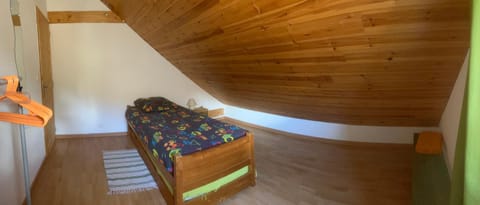 Maison ambiance chalet House in Provence-Alpes-Côte d'Azur