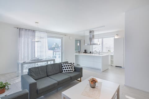 Kitchen or kitchenette, Living room, Dining area, pet friendly