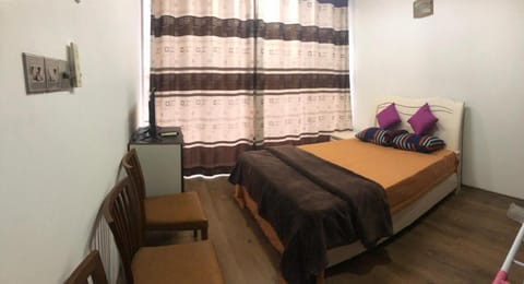 Bed, Photo of the whole room, Seating area, Bedroom, air conditioner