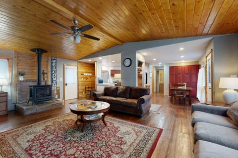 Hungry Horse Hideout House in Hungry Horse