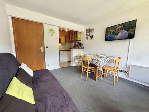 Appartement 2 pièces cabine avec balcon, proche village et pistes - Praz Sur Arly - 5 pers. - FR-1-603-101 Cabin in Megève