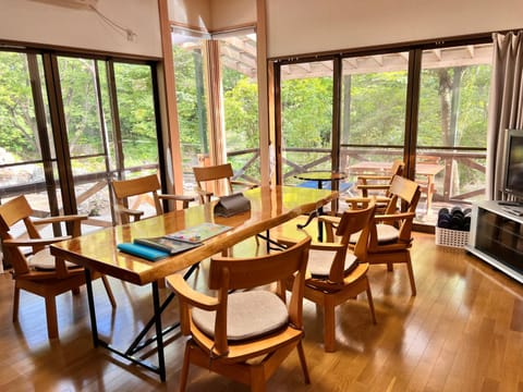 Communal lounge/ TV room, Communal lounge/ TV room, Living room, Seating area, Dining area