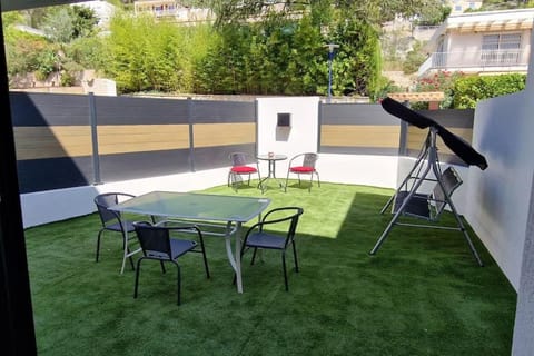 Le PORT MIOU près calanques de Cassis 2 chambres 6 personnes Apartment in Carnoux-en-Provence