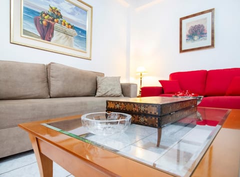 Local Apt next to City Lights 2 Apartment in Heraklion