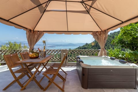 Patio, Natural landscape, Hot Tub, View (from property/room), Balcony/Terrace, Dining area, City view, Garden view, Landmark view, Mountain view, Pool view, Sea view, Swimming pool, Open Air Bath