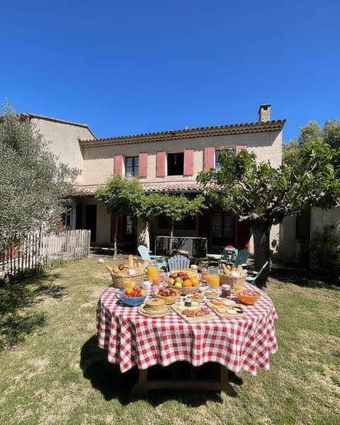 Domaine Camp Fourca House in Pertuis