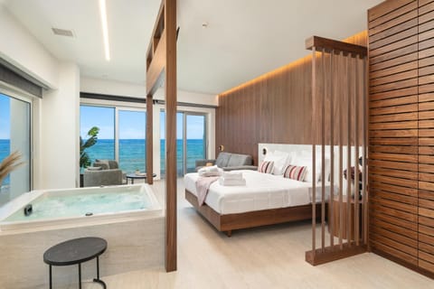 Bed, Hot Tub, Living room, Photo of the whole room, Bedroom, Sea view