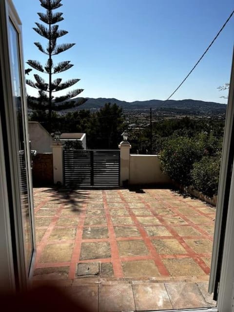 Natural landscape, View (from property/room), Balcony/Terrace, Mountain view