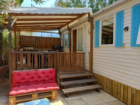 Patio, Balcony/Terrace
