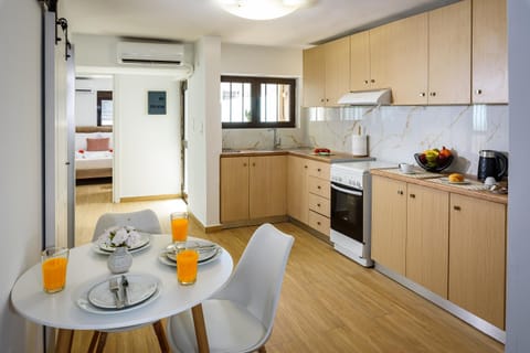 Nicolas Urban Comfort Living Apartment in Crete