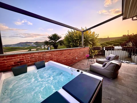 Hot Tub, Open Air Bath