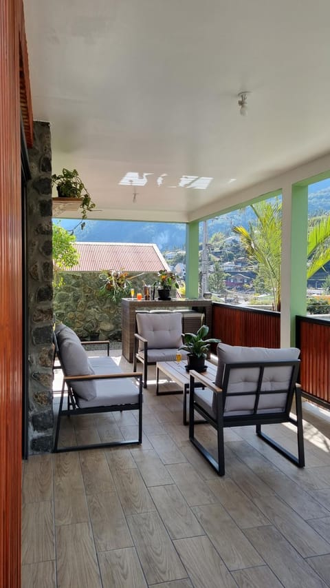 Patio, Natural landscape, View (from property/room), Balcony/Terrace, Mountain view