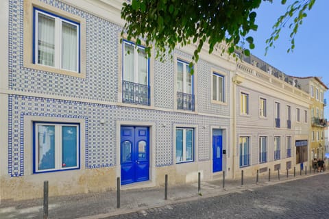 Property building, Day, Street view