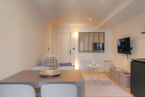 Bright & Cozy Apartment in Villeurbanne, near Lyon Apartment in Villeurbanne