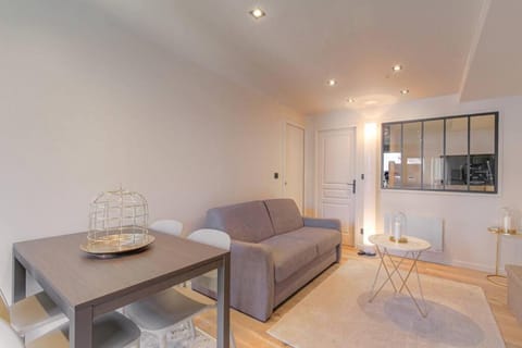 Bright & Cozy Apartment in Villeurbanne, near Lyon Apartment in Villeurbanne