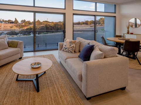 View (from property/room), Balcony/Terrace, Living room, Dining area, Sea view, Sea view
