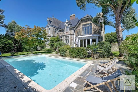 La Villa Moorings Apartment in St-Malo