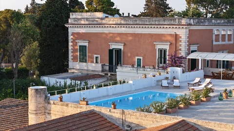 Property building, Natural landscape, Summer, Garden view, Pool view, Swimming pool, Entertainment, Sunset, sunbed