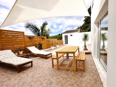 Balcony/Terrace, Seating area, Inner courtyard view