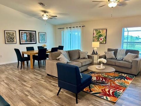 Brand New With Heated Pool Ideal for 2 Families House in Cape Coral