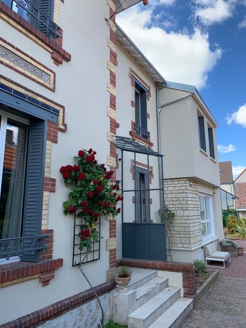Le Carré Courtois Apartment in Chartres