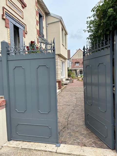 Le Carré Courtois Apartment in Chartres