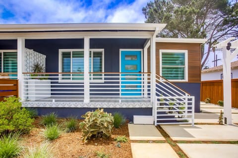 Windansea Family Retreat House in La Jolla