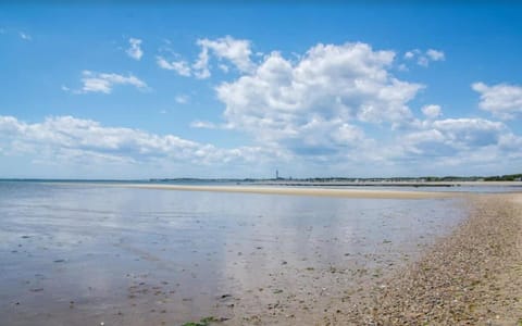 Serene Condo for Cozy Cape Getaway House in North Truro