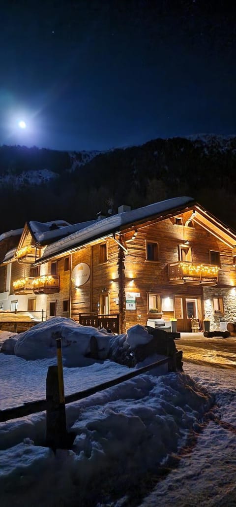 Property building, Night, Winter, Mountain view