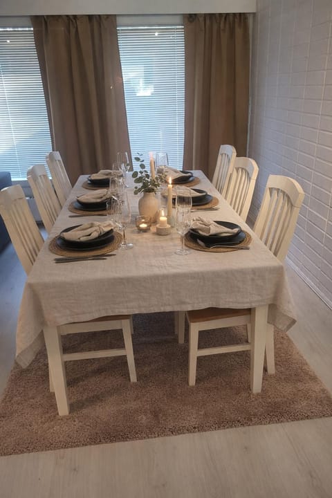 Tilava uudistettu perheasunto Apartment in Rovaniemi