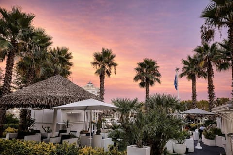 Day, Natural landscape, Garden, Garden view, Sea view, Sunrise, Sunset