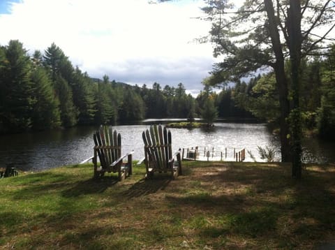 Chalet on Private Alderbrook Lake Chalet in Bolton