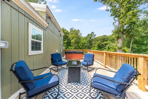 Patio, Hot Tub, View (from property/room), Balcony/Terrace, Seating area