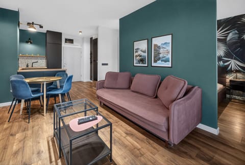 Living room, Bedroom, kitchen