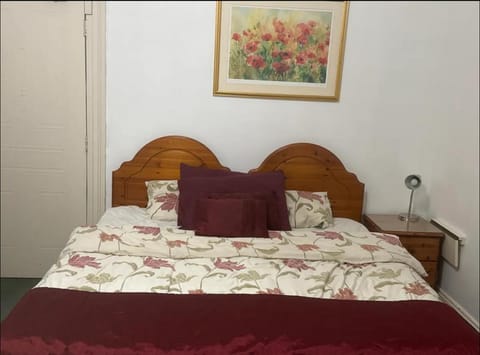 The Bliss 3 Home stay, En-suite, Self check in with smart lock, Non Smoking Home in and out, Zero tolerance for noise after 11pm Vacation rental in Southampton