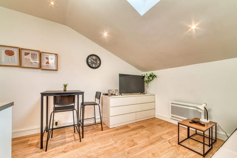 Le Nid Blanc - Agréable studio tout équipé Apartment in Lyon