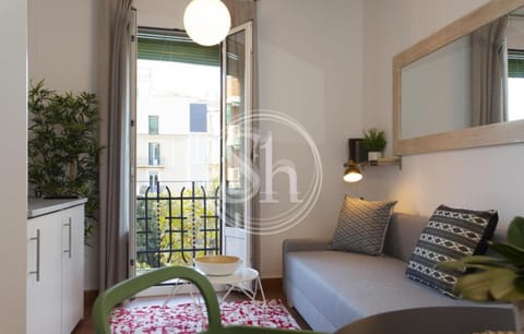 View (from property/room), Balcony/Terrace, Living room, Photo of the whole room, Seating area