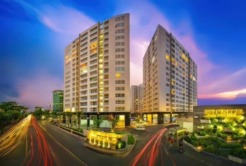 Property building, Day, Night, Neighbourhood, City view, Street view, Location, Parking